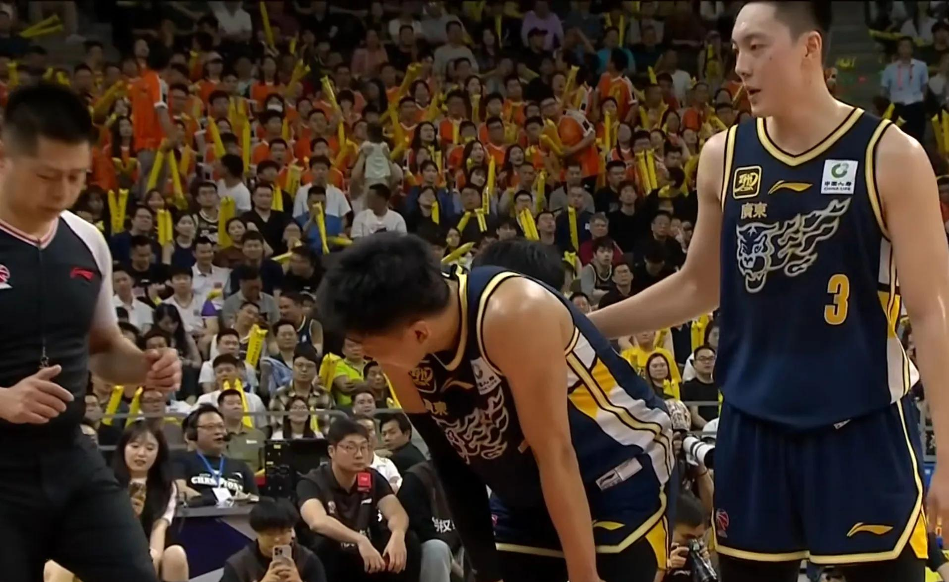 包含赛地聚焦——CBA季后赛清晨热度飙升,新疆广汇手感冰凉,态度坚定,赛季目标并未改变的词条 包含赛地聚焦——CBA季后赛清晨热度飙升,新疆广汇手感冰凉,态度坚定,赛季目标并未改变的词条