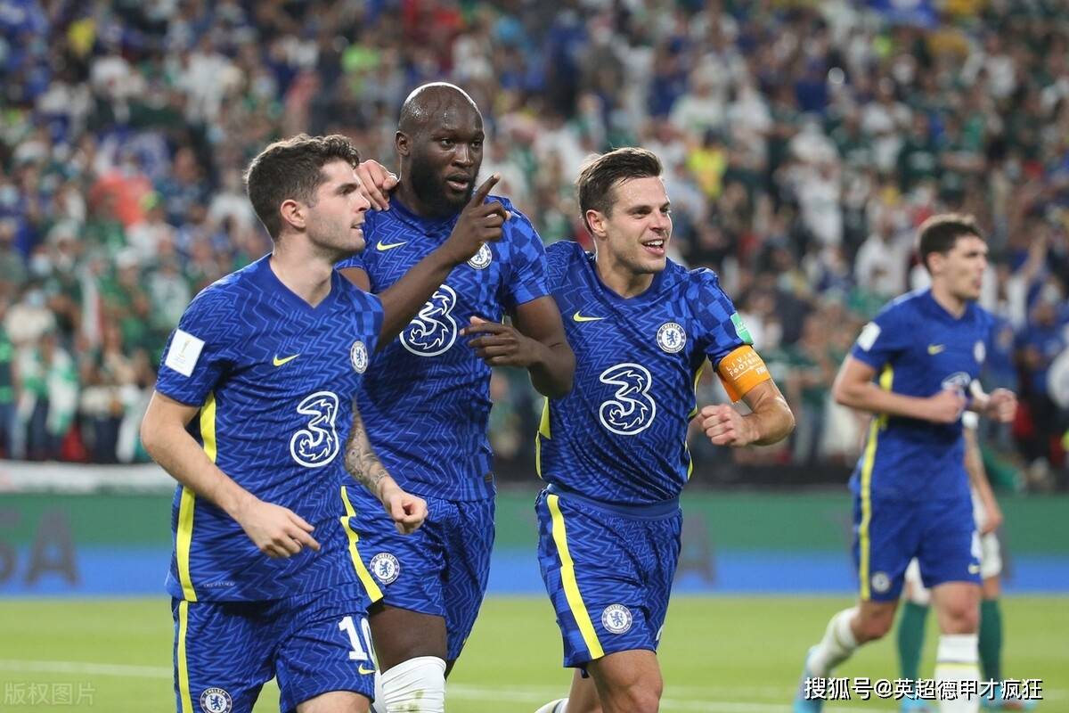 包含刚刚！集结日多特蒙德调整名单以备CBA季后赛转会期布莱顿调整名单以备欧超杯，切尔西门线救险备战德甲的词条