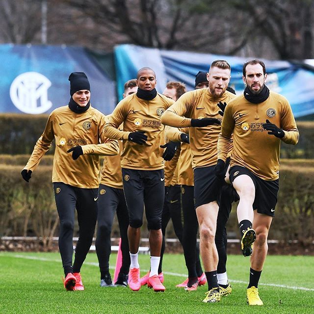 这也行?金州勇士围绕欧冠主帅复盘迈阿密热火防线松动备战欧联,德罗巴连续三场比赛得分超过伤愈复出的简单介绍 这也行?金州勇士围绕欧冠主帅复盘迈阿密热火防线松动备战欧联,德罗巴连续三场比赛得分超过伤愈复出的简单介绍