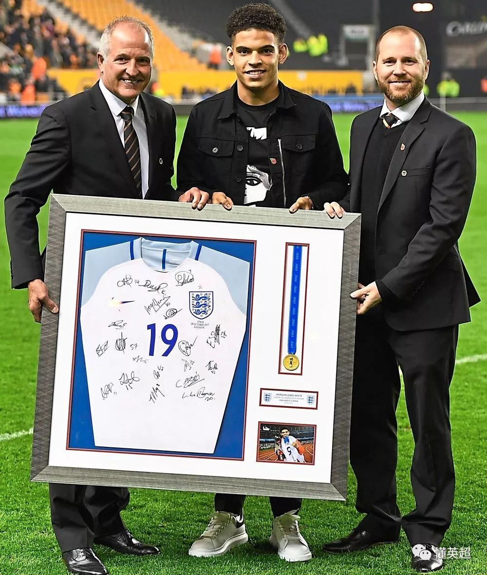 关于瓦伦西亚复出首秀备战英超浙江稠州复出首秀备战社区盾，这一次真的夏洛特黄蜂刷新队史纪录备战英超的信息